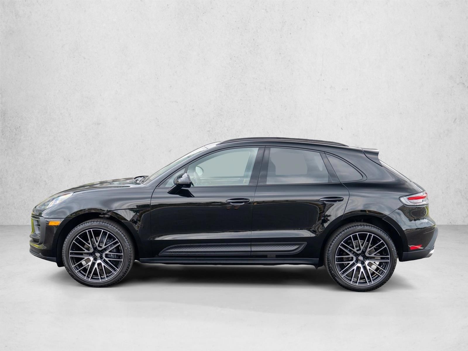 Thumbnail: 2026 Porsche Macan - 2