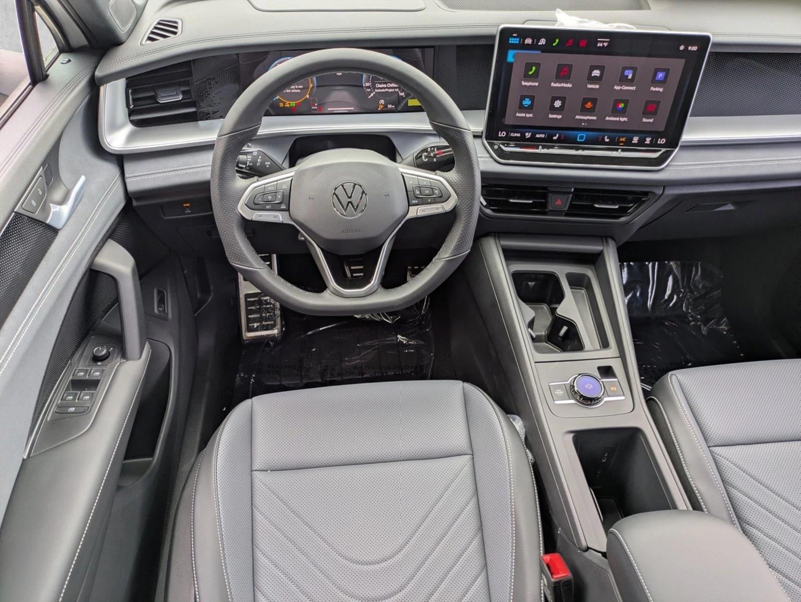 Thumbnail: 2026 Volkswagen Tiguan - 3