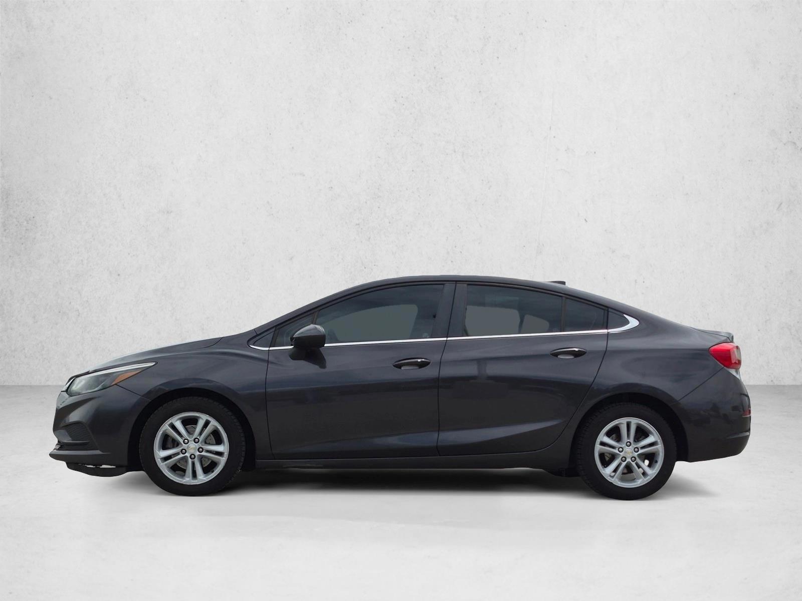 Thumbnail: 2017 Chevrolet Cruze - 2