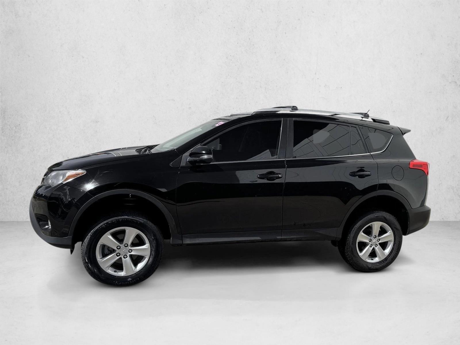 Thumbnail: 2013 Toyota RAV4 - 2