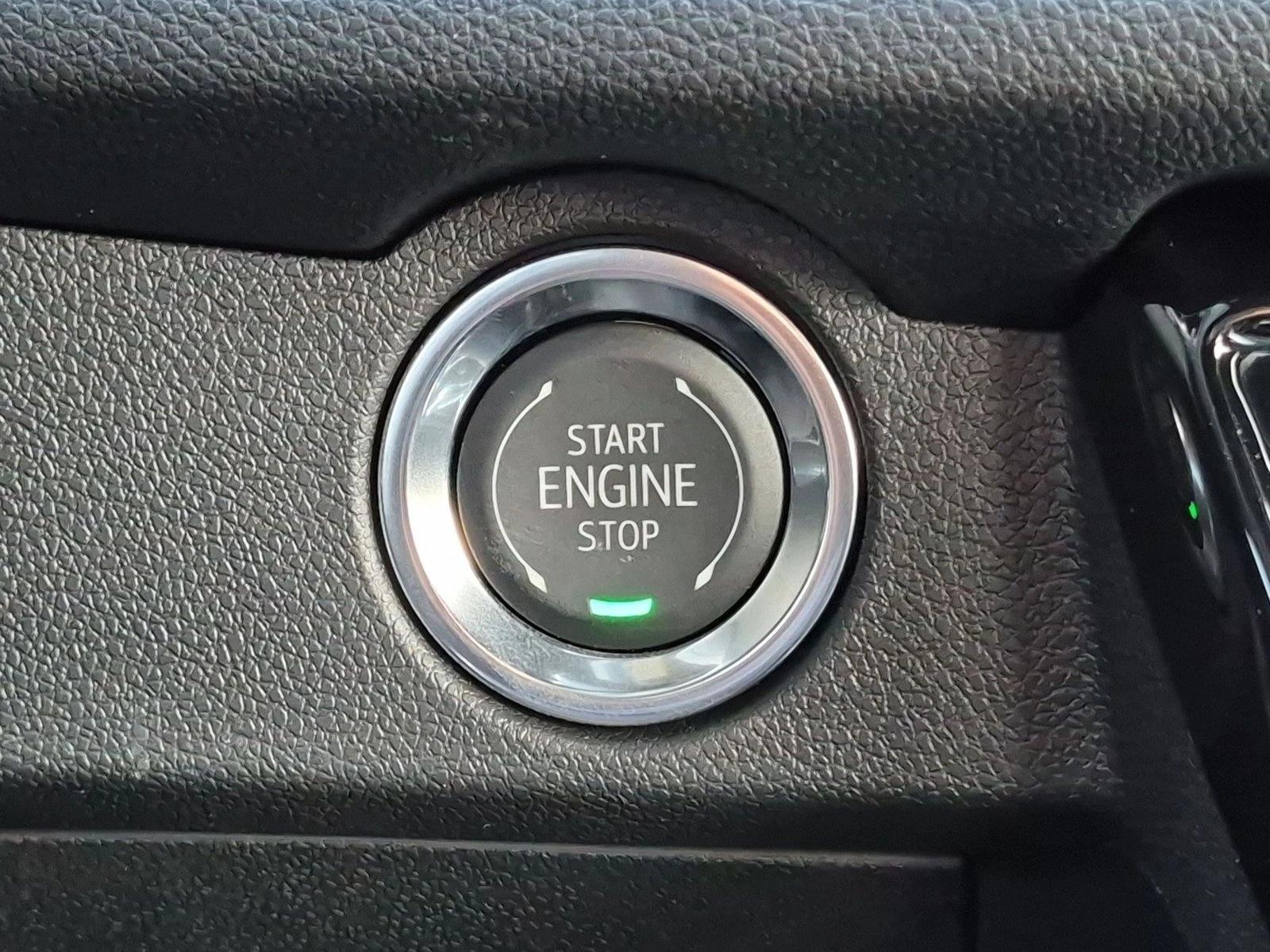 2027 Chevrolet Traverse LT - Photo 19