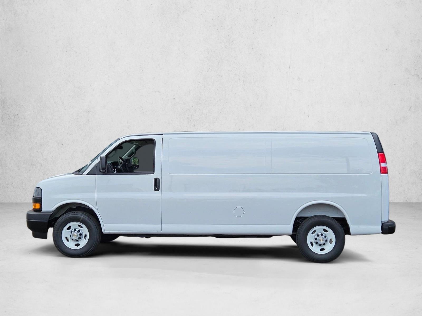 Thumbnail: 2026 Chevrolet Express - 2