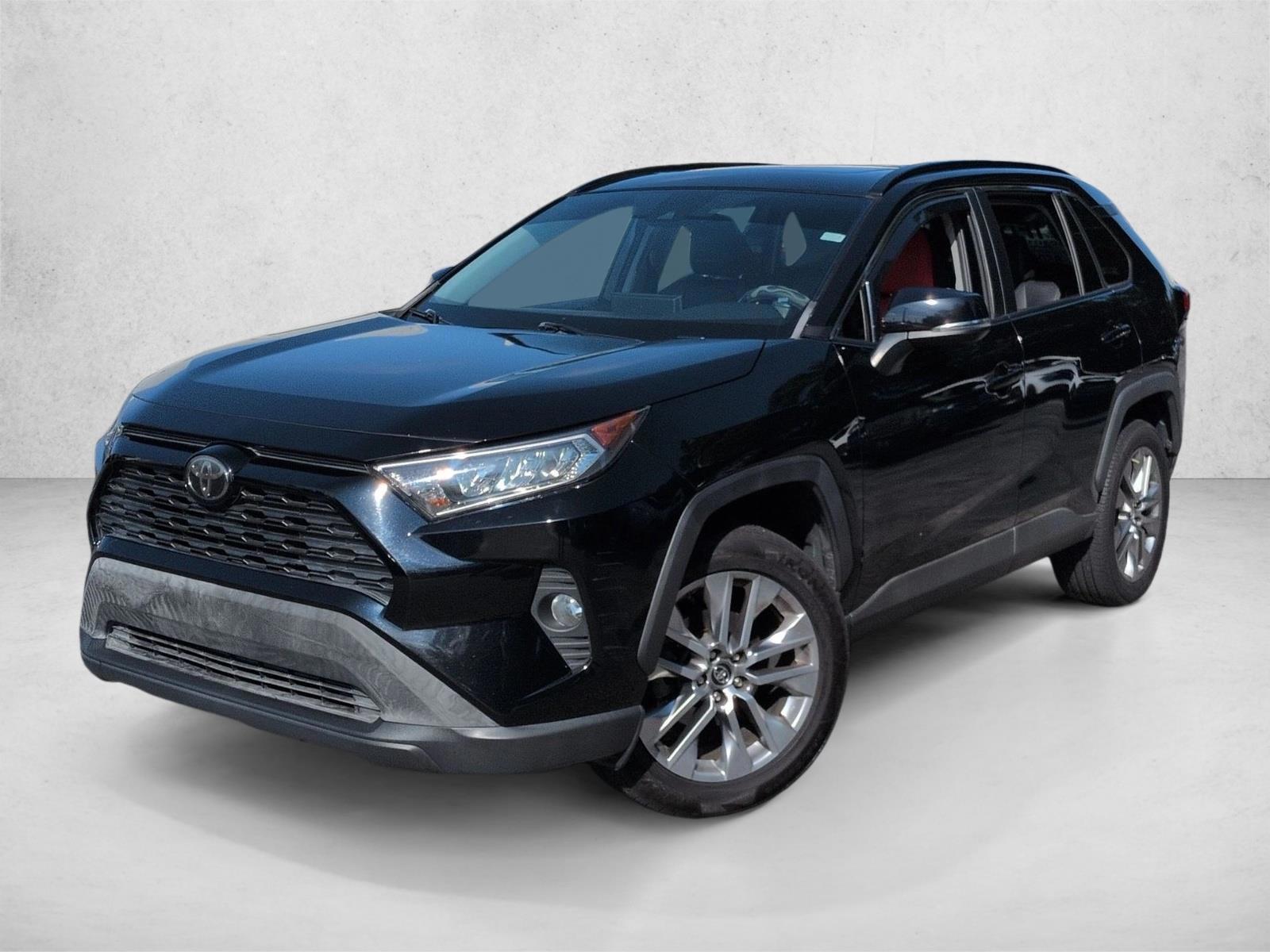 Thumbnail: 2019 Toyota RAV4 - 1