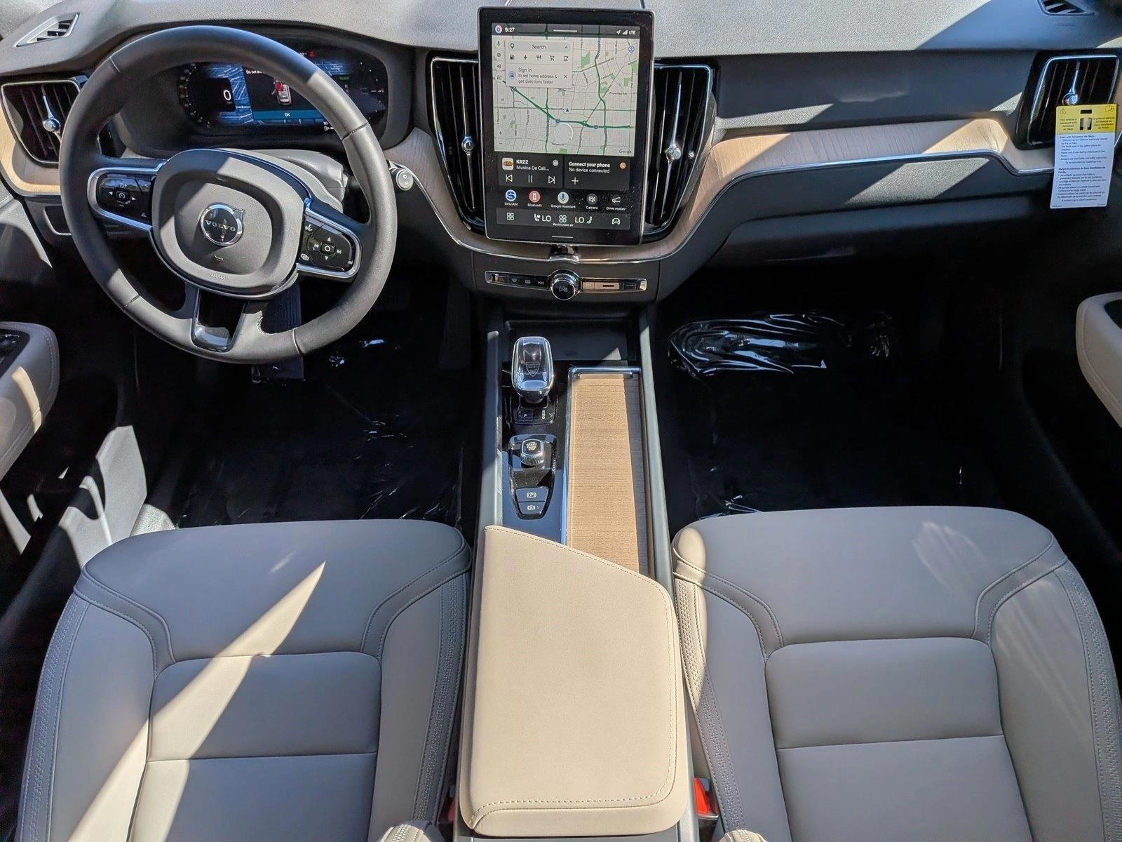 Thumbnail: 2026 Volvo XC60 - 4