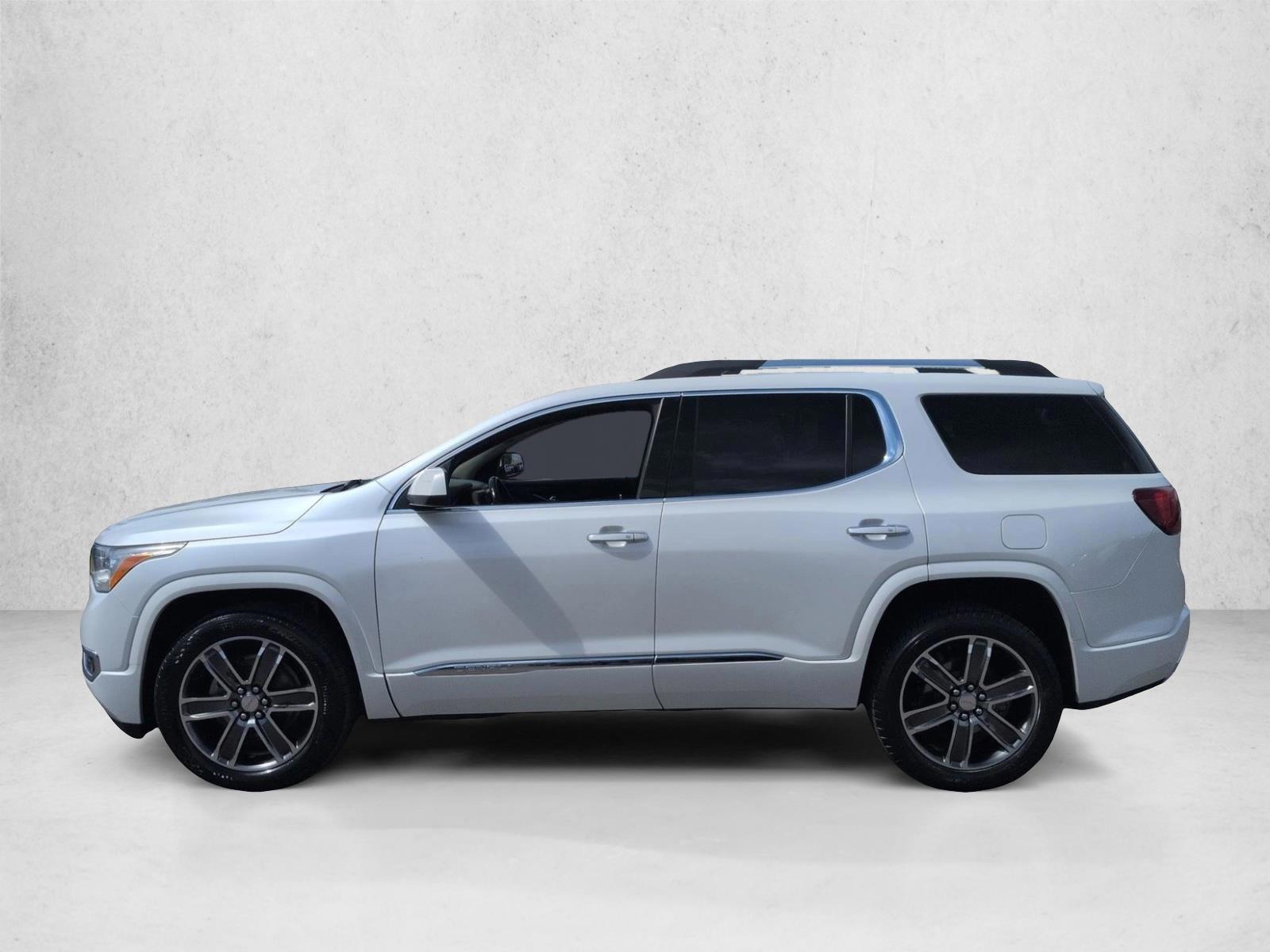 Thumbnail: 2019 GMC Acadia - 3