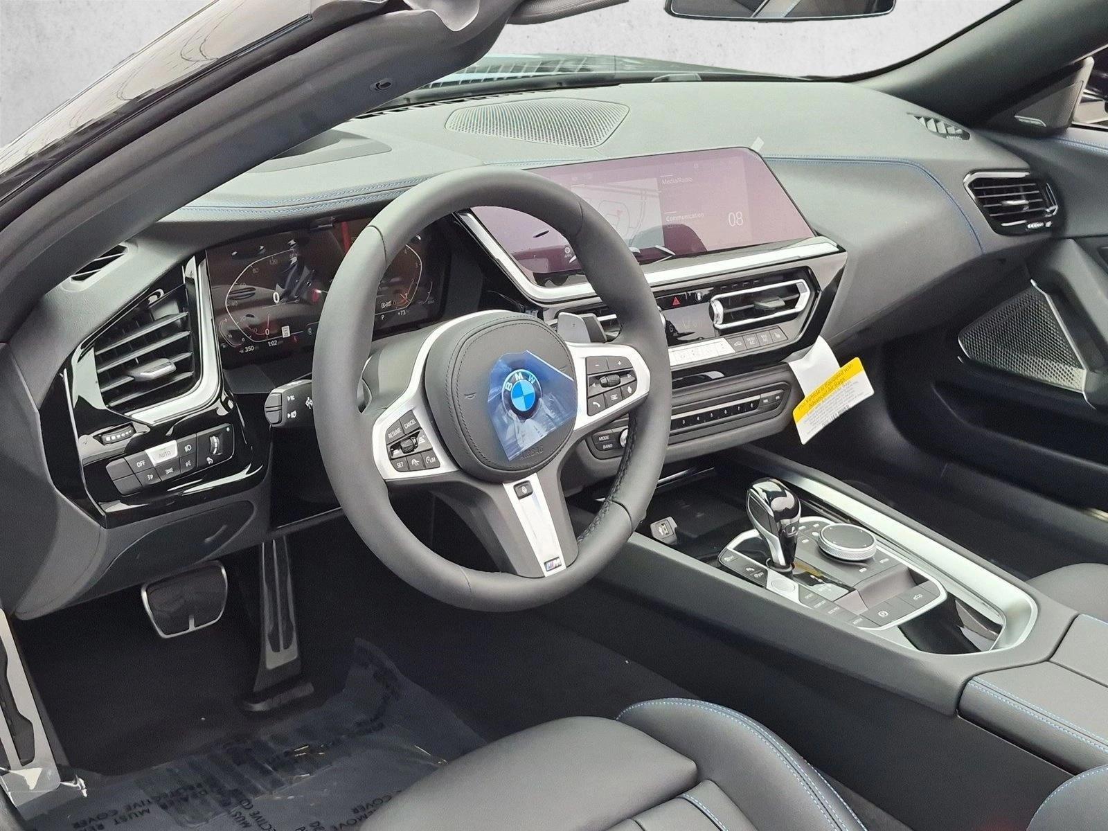 Thumbnail: 2026 BMW Z4 - 3