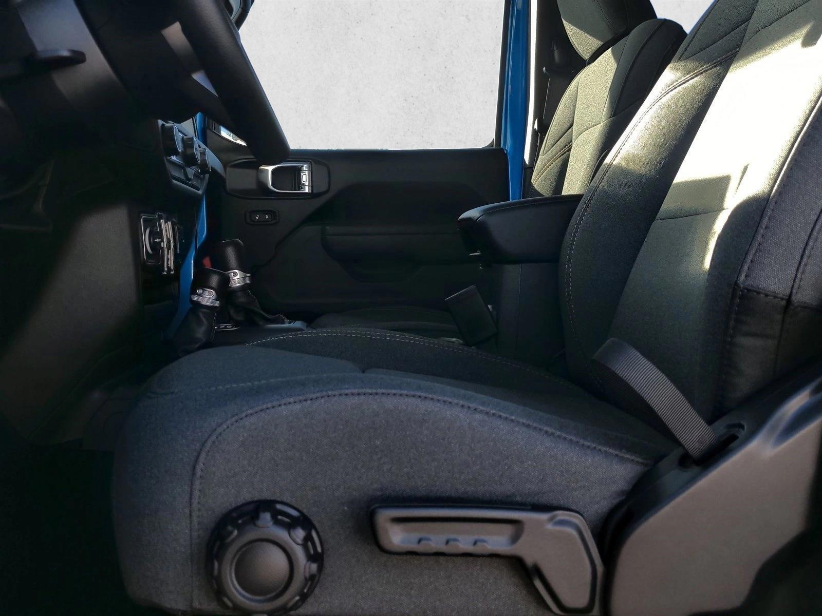 Thumbnail: 2026 Jeep Wrangler - 4