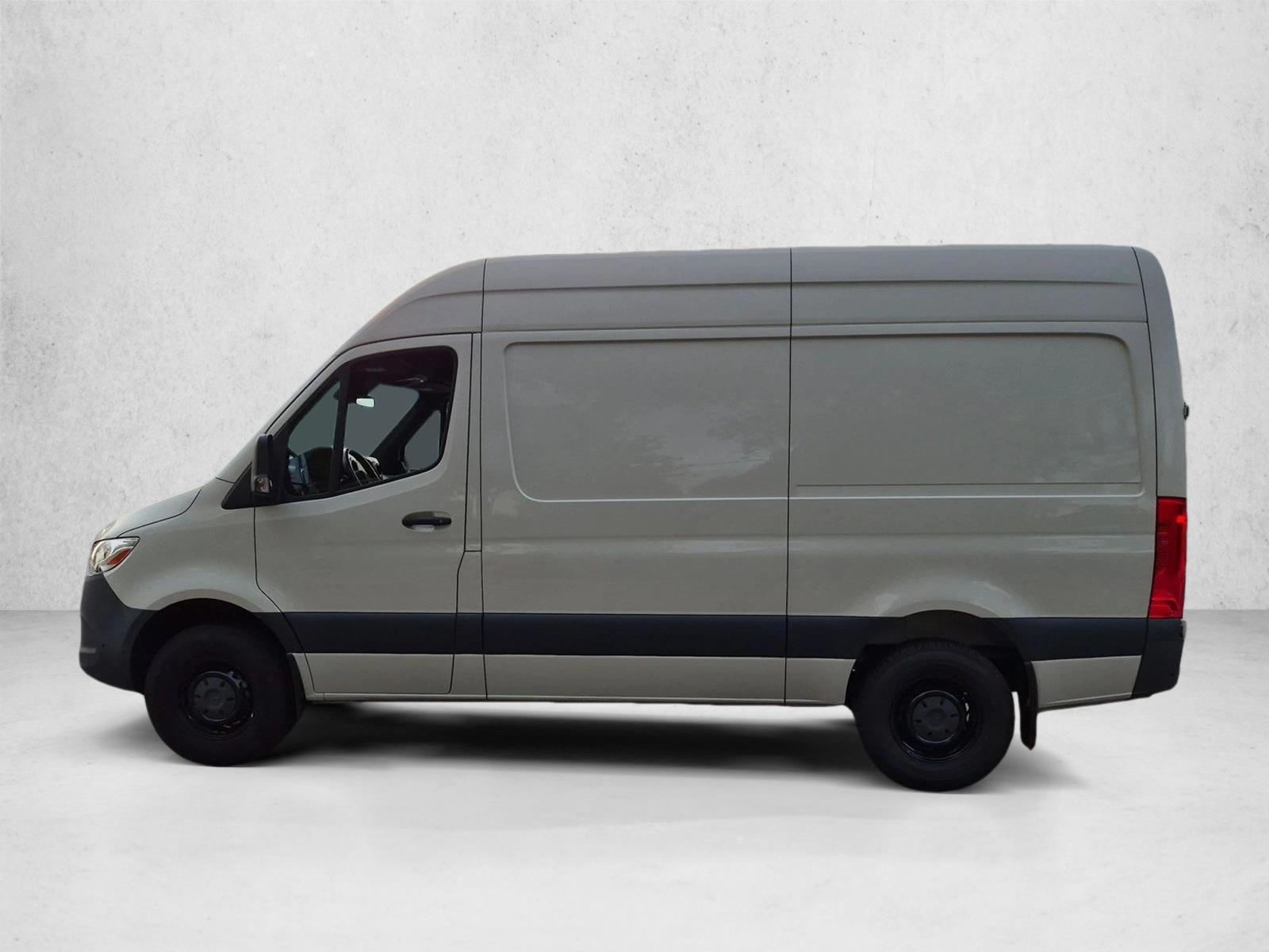 Thumbnail: 2024 Mercedes-Benz Sprinter - 2