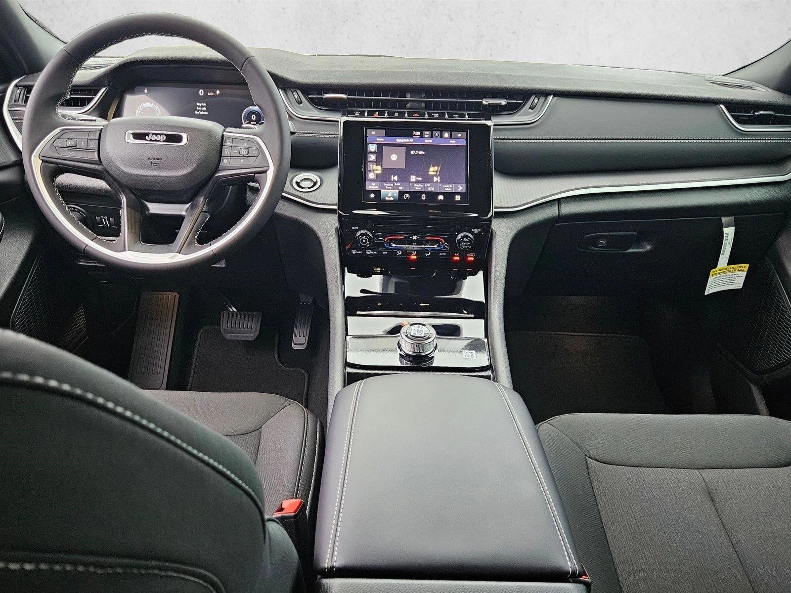 Thumbnail: 2026 Jeep Grand Cherokee L - 3