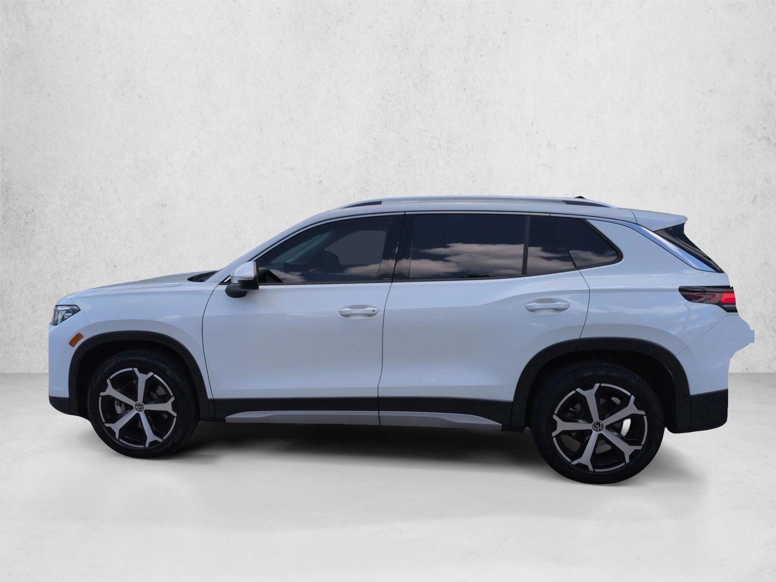 Thumbnail: 2025 Volkswagen Tiguan - 2
