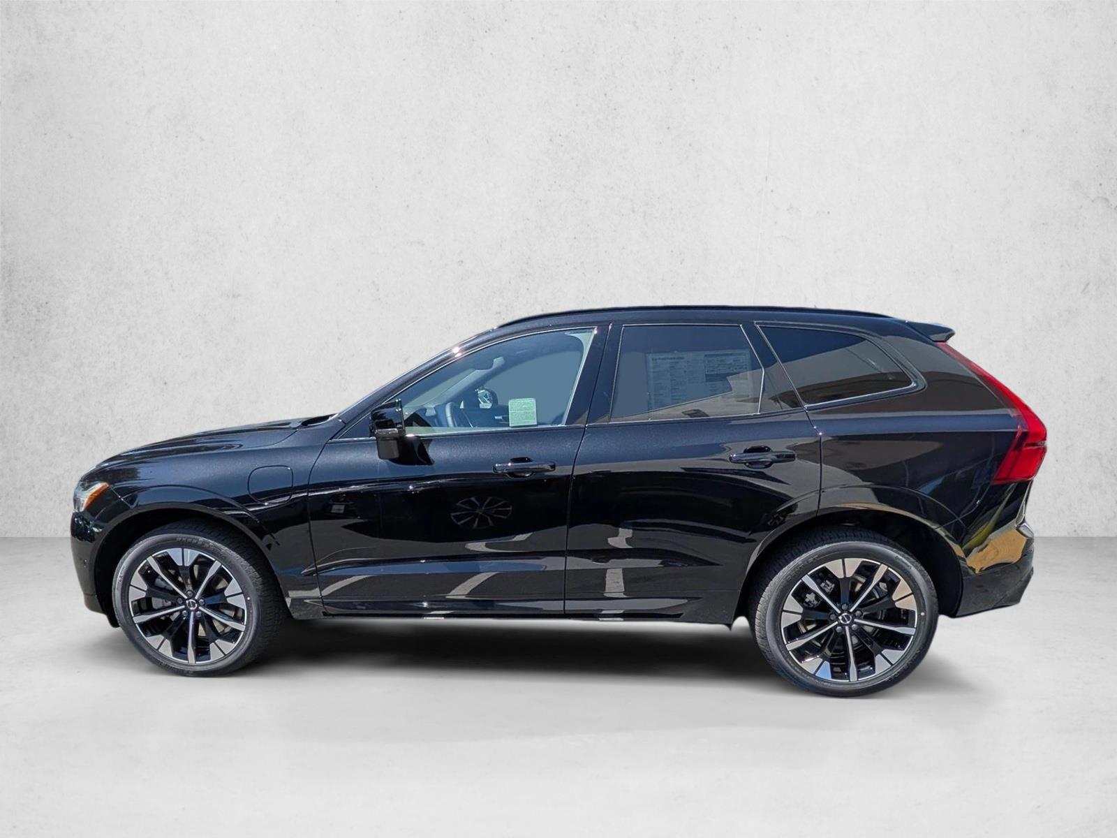 Thumbnail: 2026 Volvo XC60 - 2