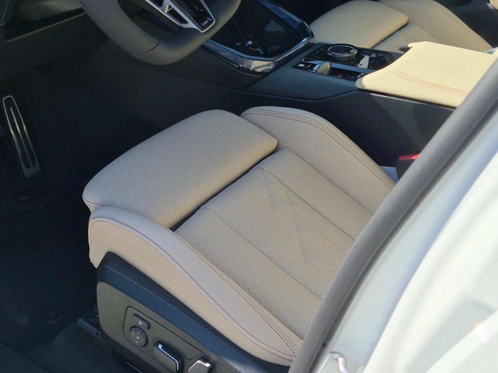 Thumbnail: 2026 BMW X3 - 3