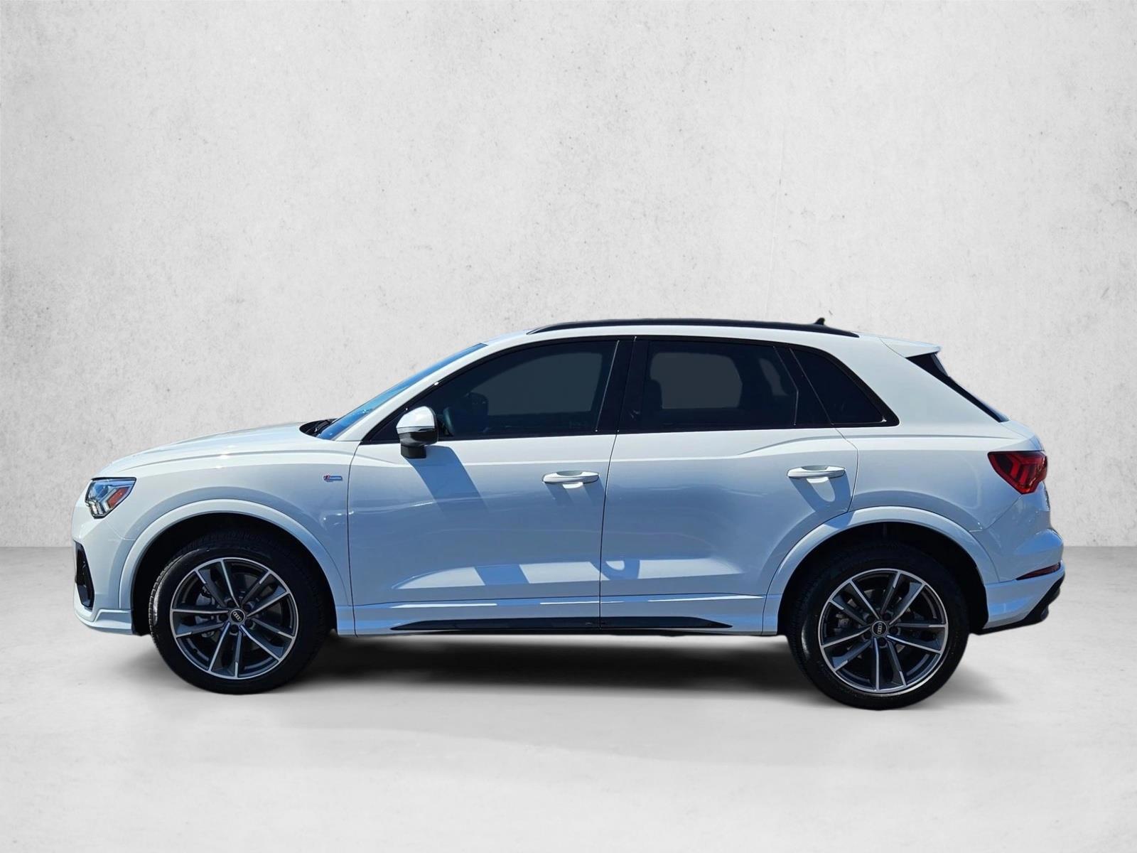Thumbnail: 2025 Audi Q3 - 2