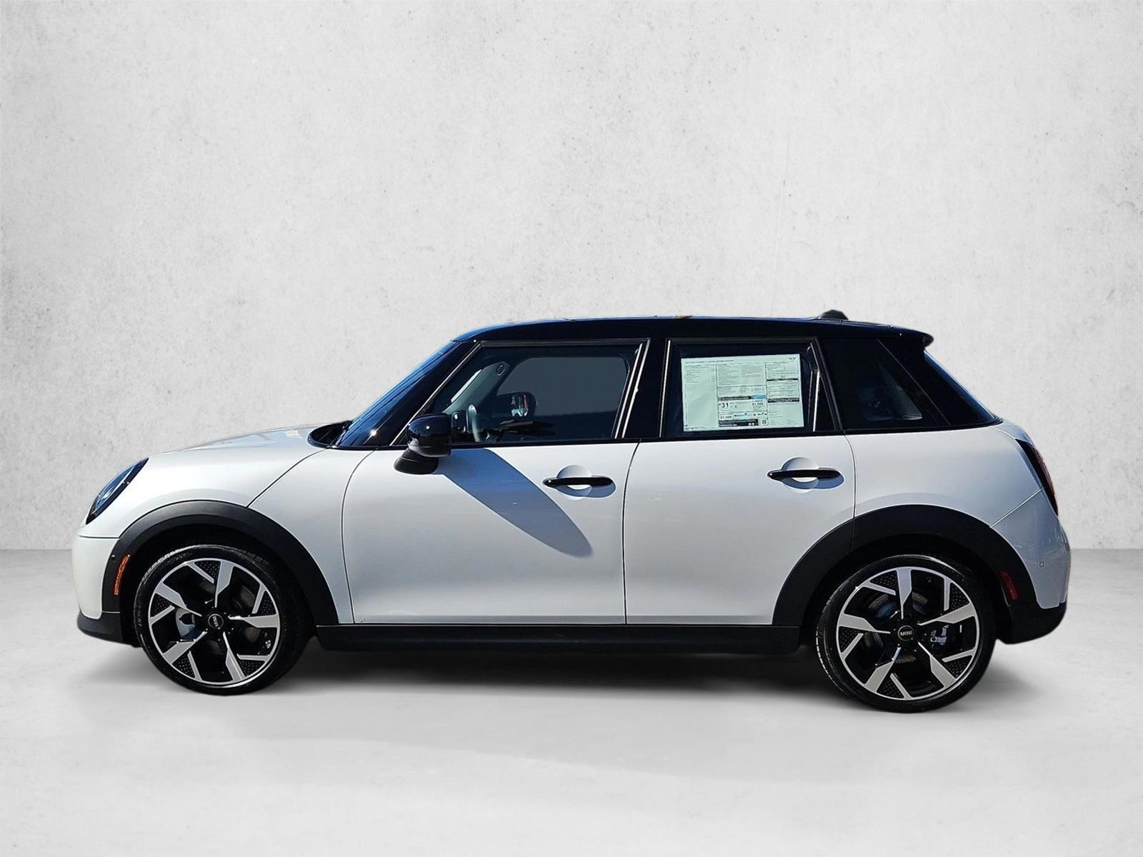 Thumbnail: 2027 MINI Cooper Hardtop - 2