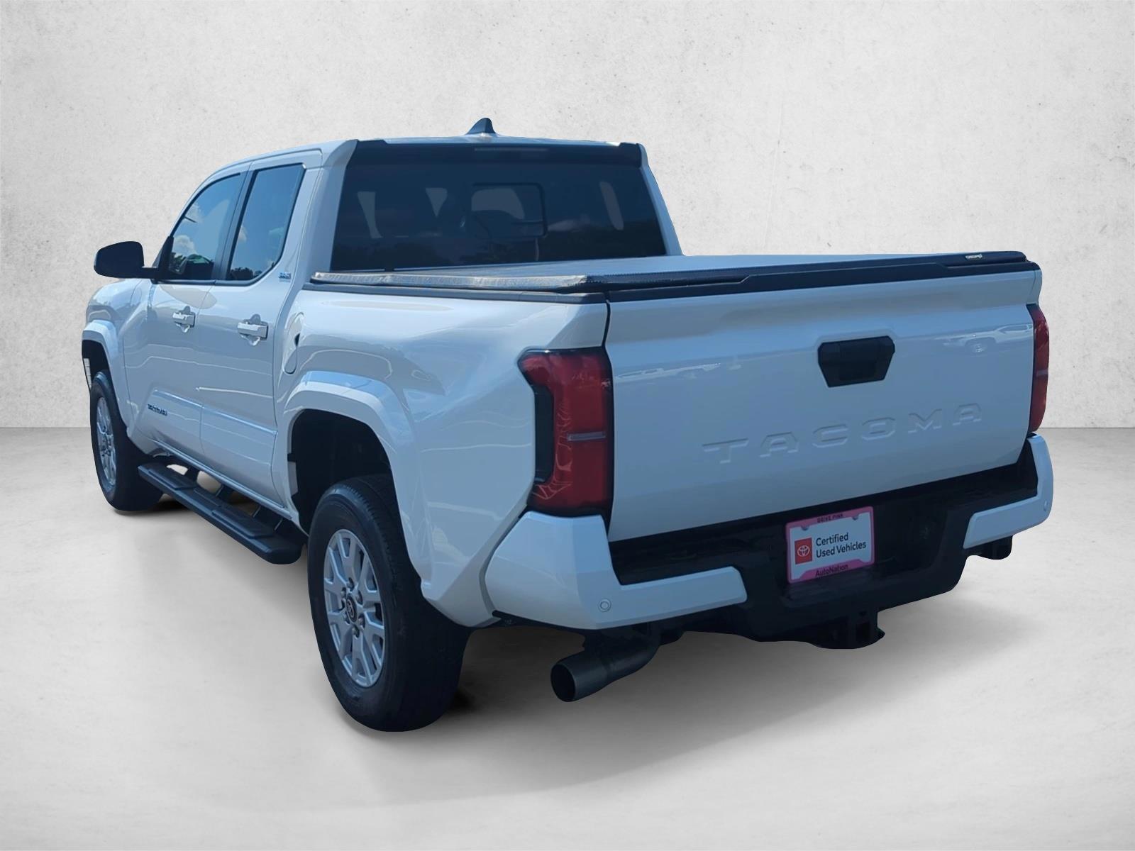 2024 Toyota Tacoma SR5 - Photo 8