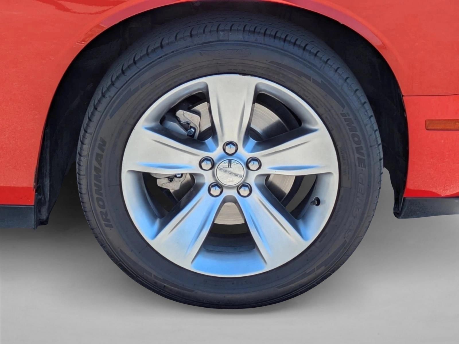 2021 Dodge Challenger SXT - Photo 19