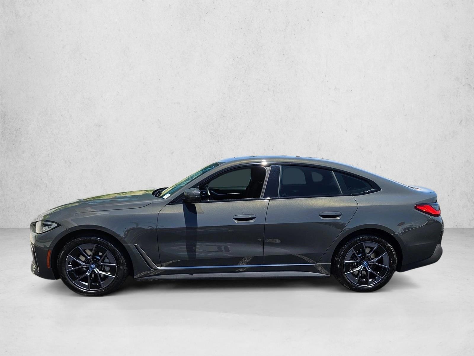 Thumbnail: 2023 BMW i4 - 2