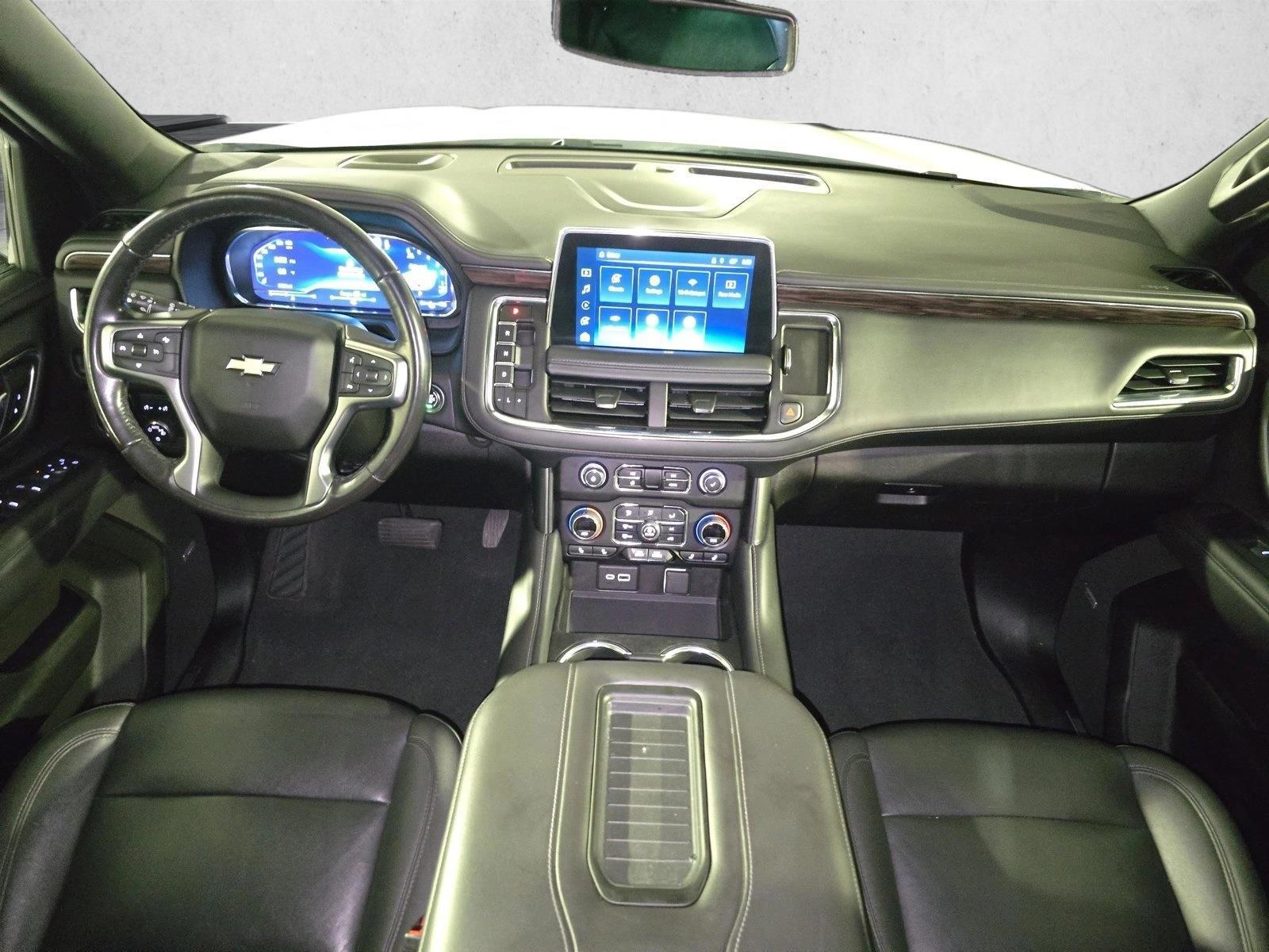 Thumbnail: 2022 Chevrolet Suburban - 3