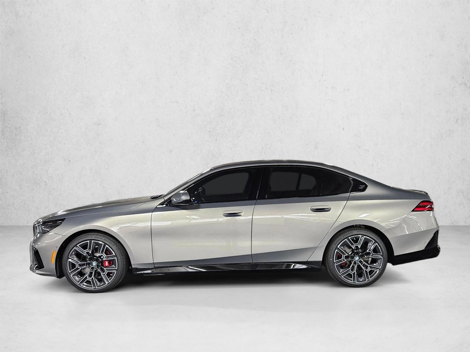 Thumbnail: 2027 BMW 5 Series - 2