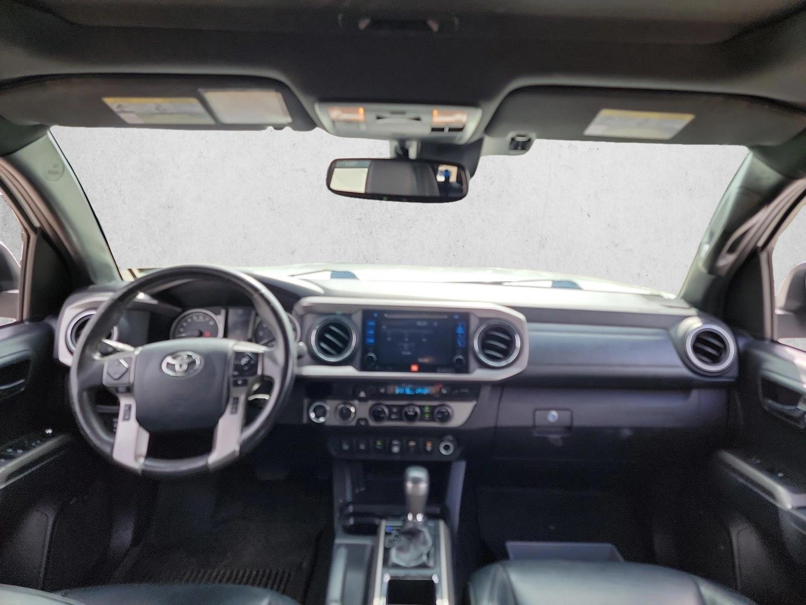 Thumbnail: 2018 Toyota Tacoma - 3