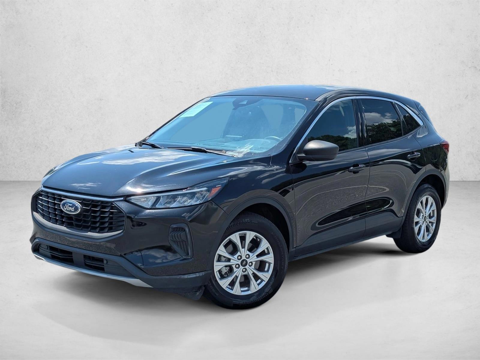 Thumbnail: 2024 Ford Escape - 1