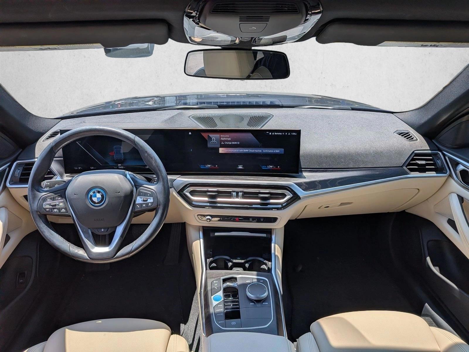 Thumbnail: 2023 BMW i4 - 4