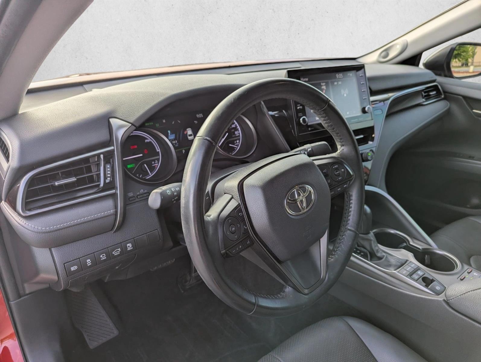 Thumbnail: 2022 Toyota Camry - 3