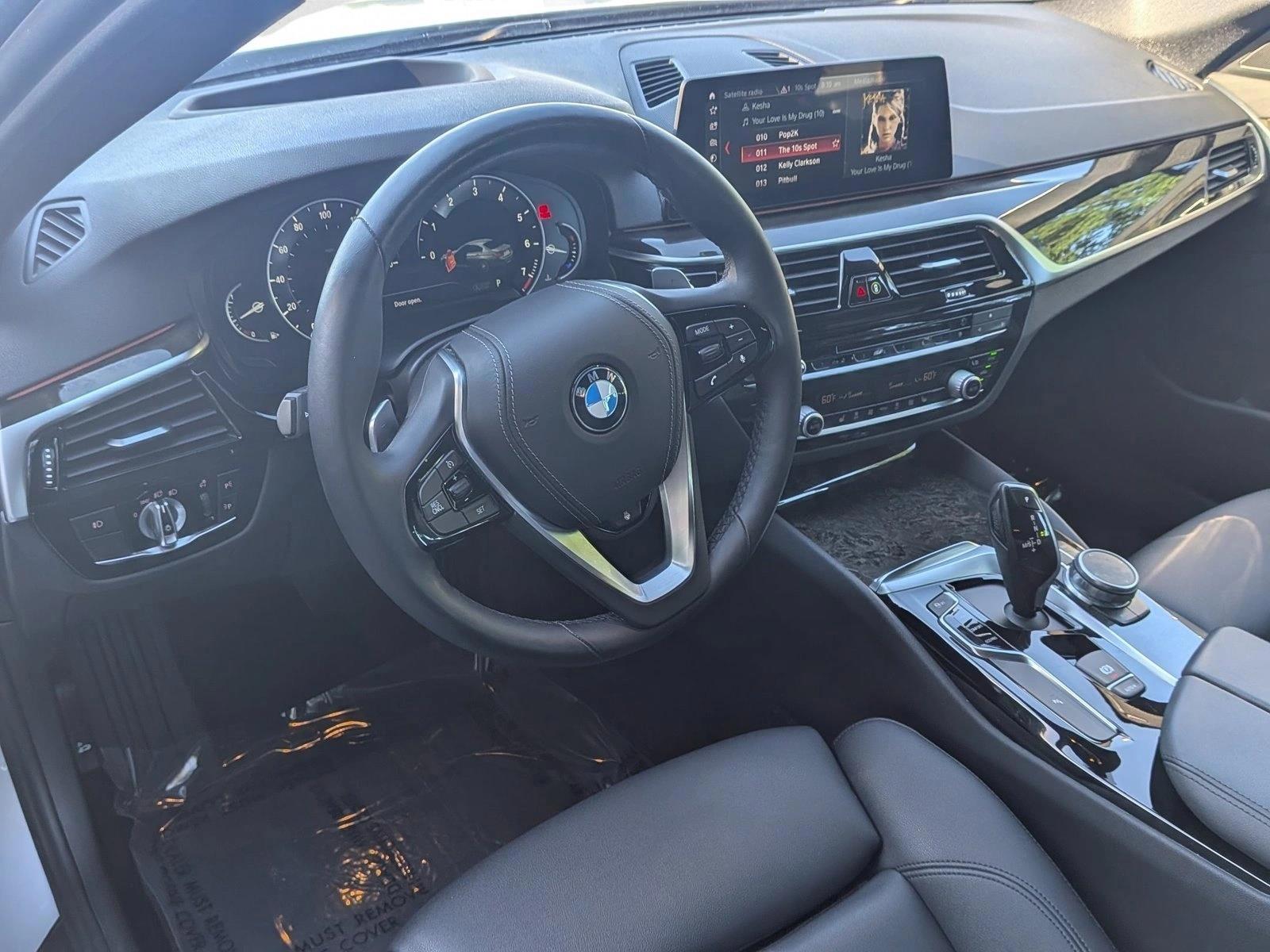 Thumbnail: 2018 BMW 5 Series - 3