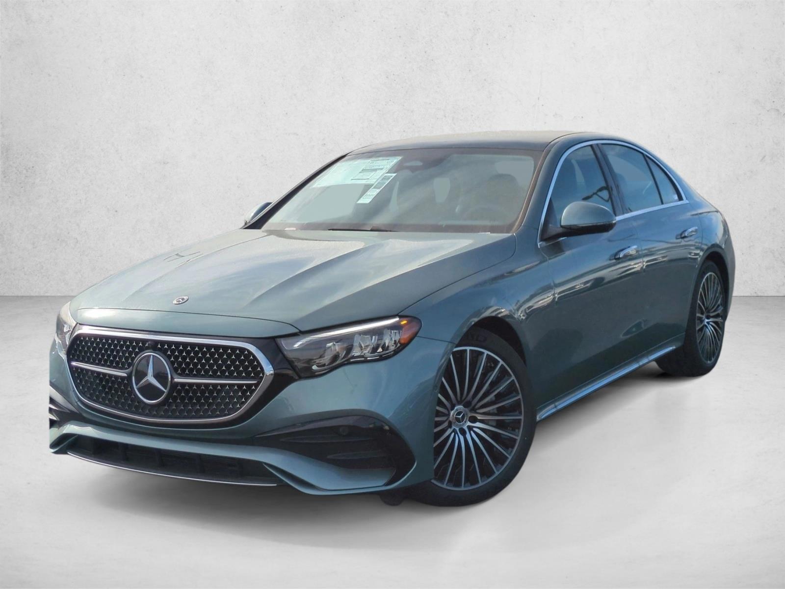 Thumbnail: 2025 Mercedes-Benz E-Class - 1