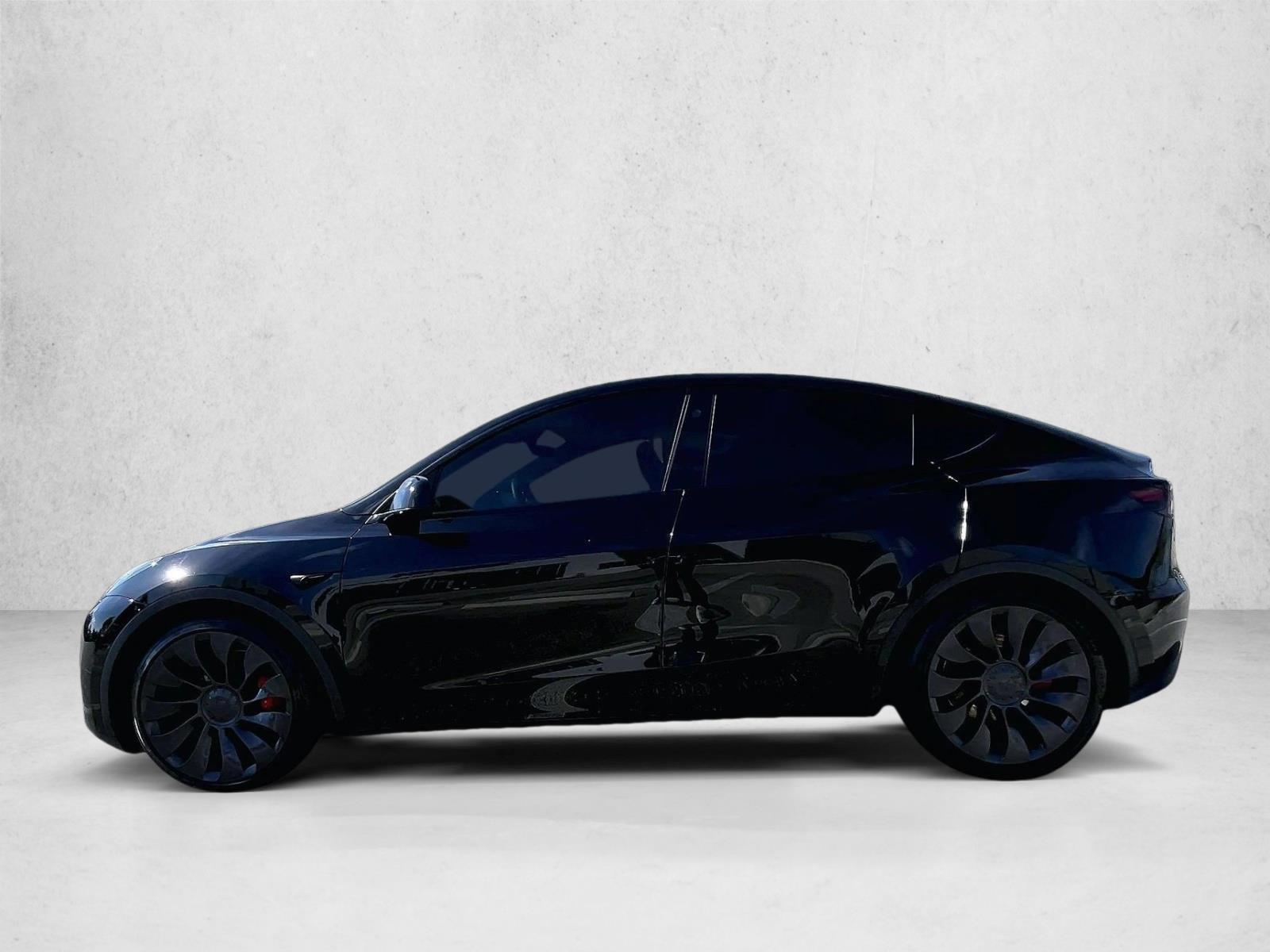 Thumbnail: 2025 Tesla Model Y - 2