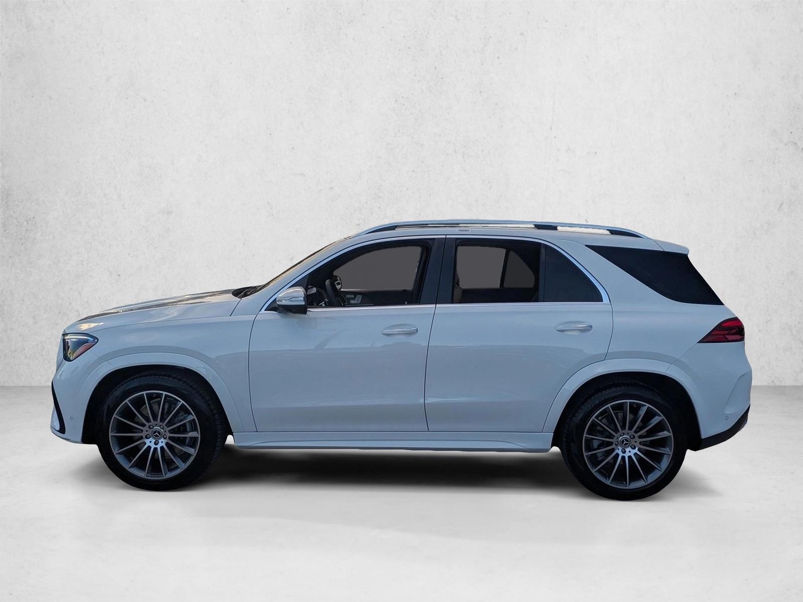Thumbnail: 2026 Mercedes-Benz GLE - 2