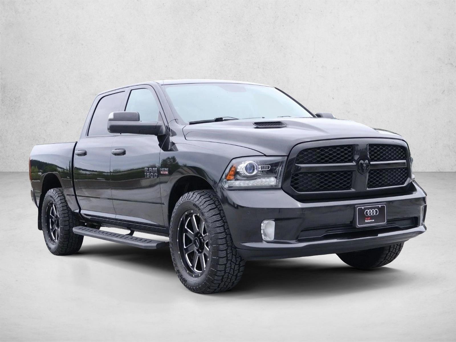 2017 RAM Ram 1500 Pickup Night - Photo 3