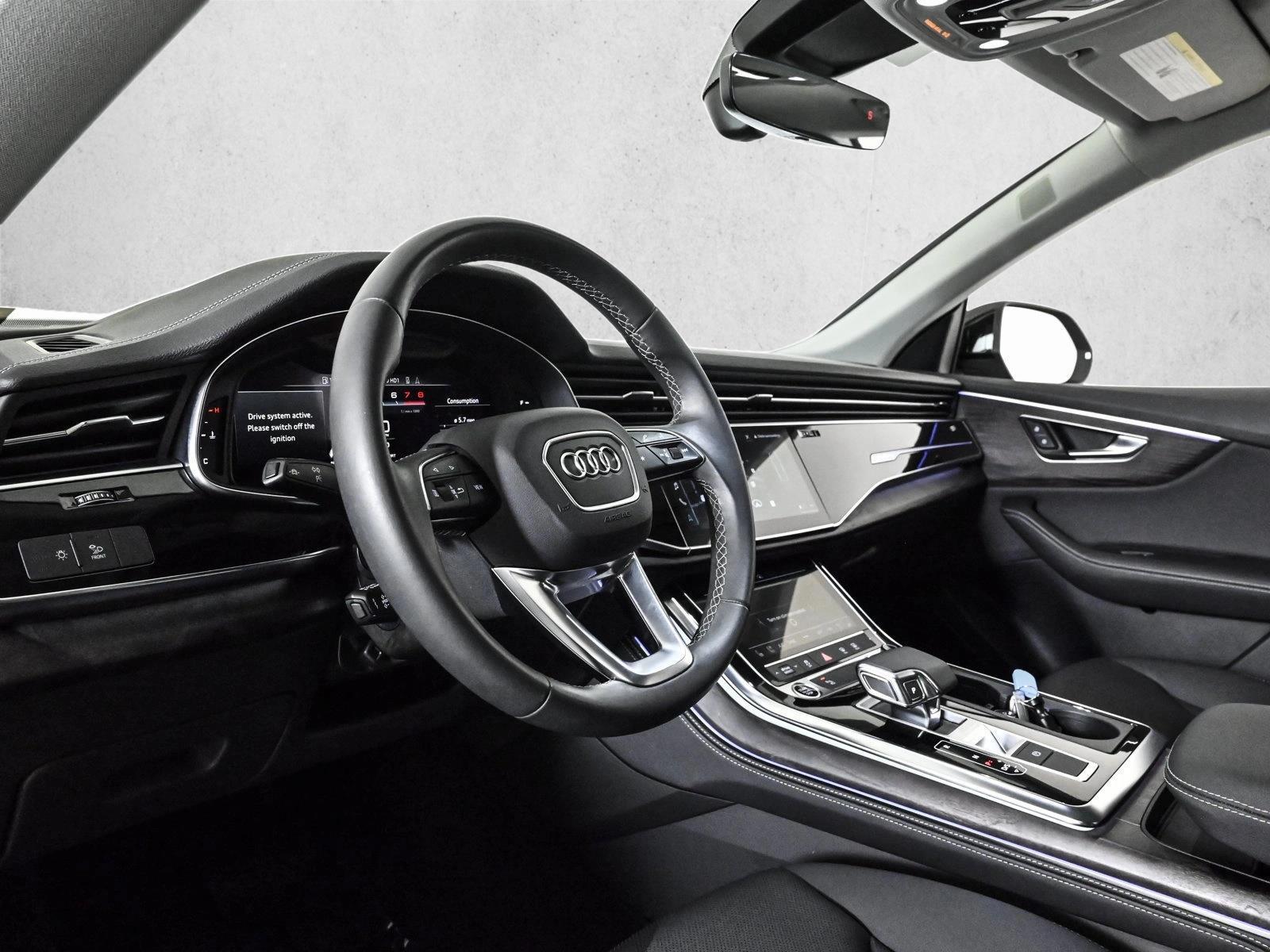 Thumbnail: 2023 Audi Q8 - 3