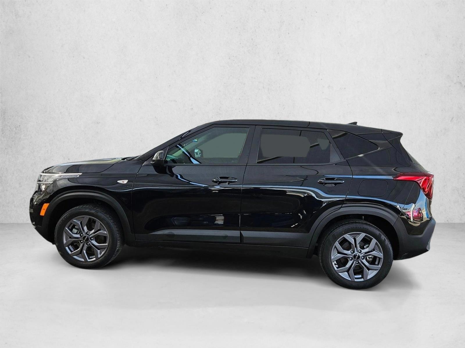 Thumbnail: 2024 Kia Seltos - 2