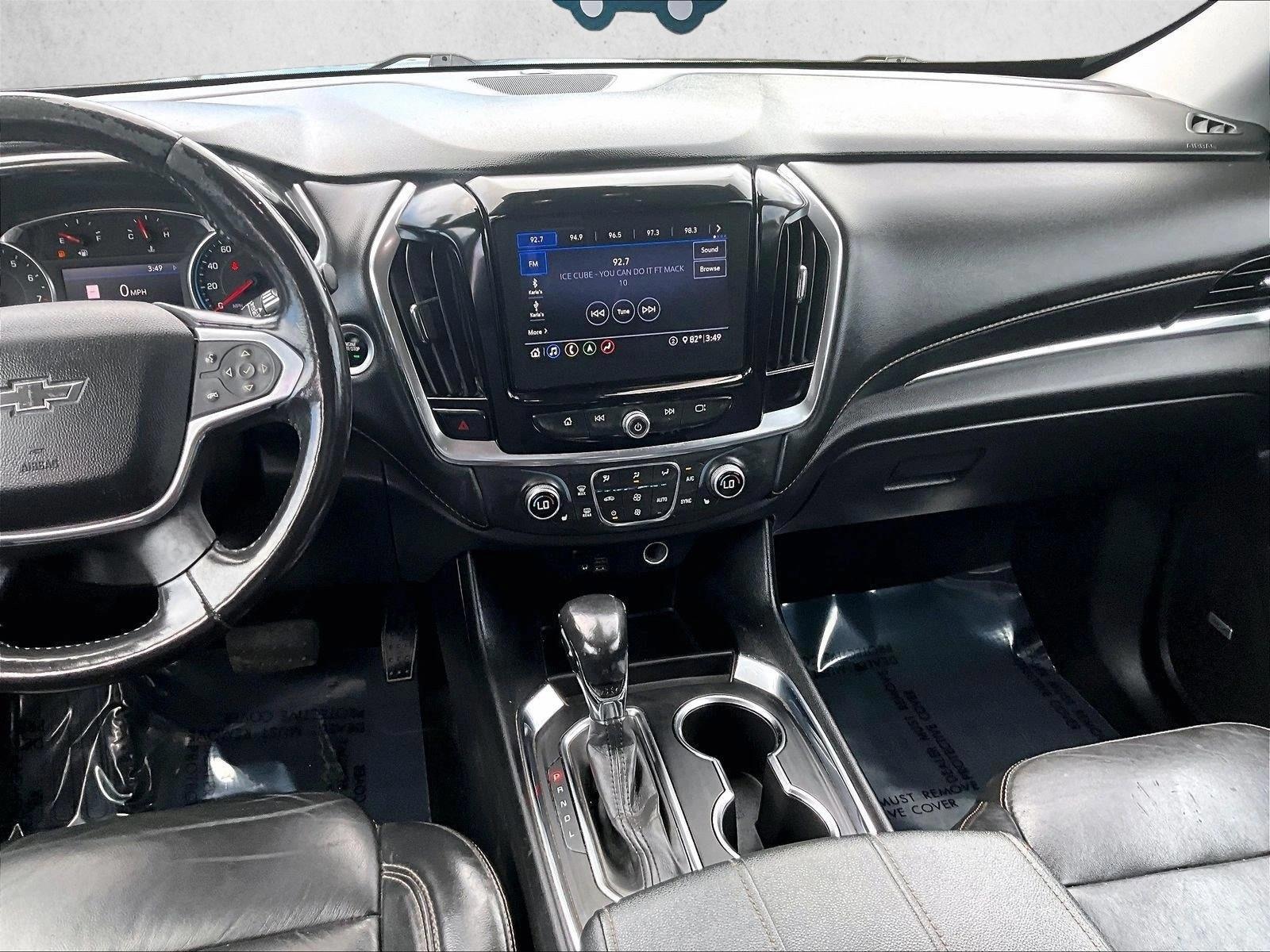 Thumbnail: 2021 Chevrolet Traverse - 4