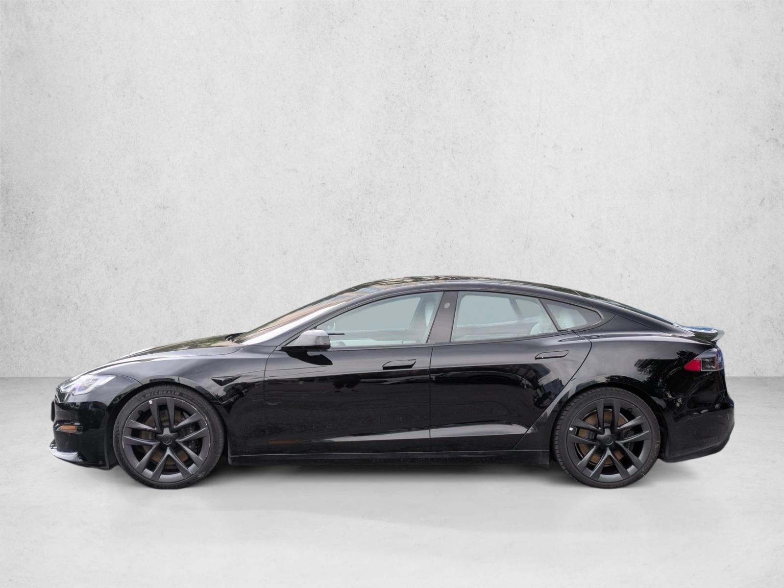 Thumbnail: 2022 Tesla Model S - 2