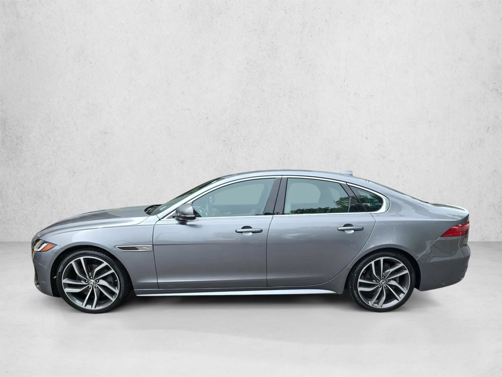 2024 Jaguar XF R-Dynamic SE - Photo 8