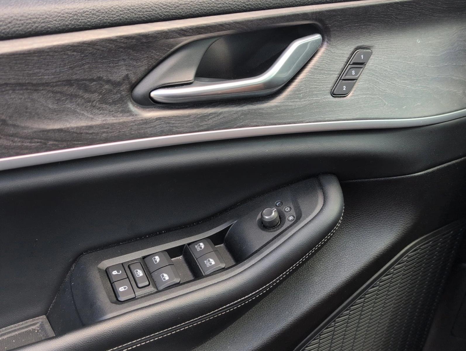 2025 Jeep Grand Cherokee Limited - Photo 25