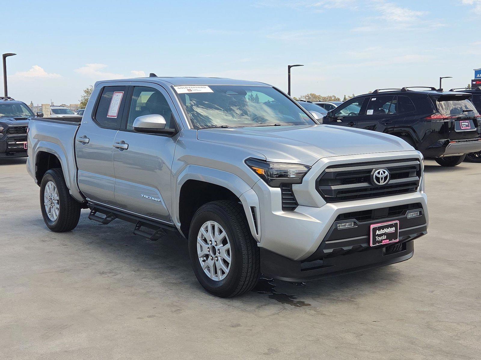 2025 Toyota Tacoma SR5 - Photo 3