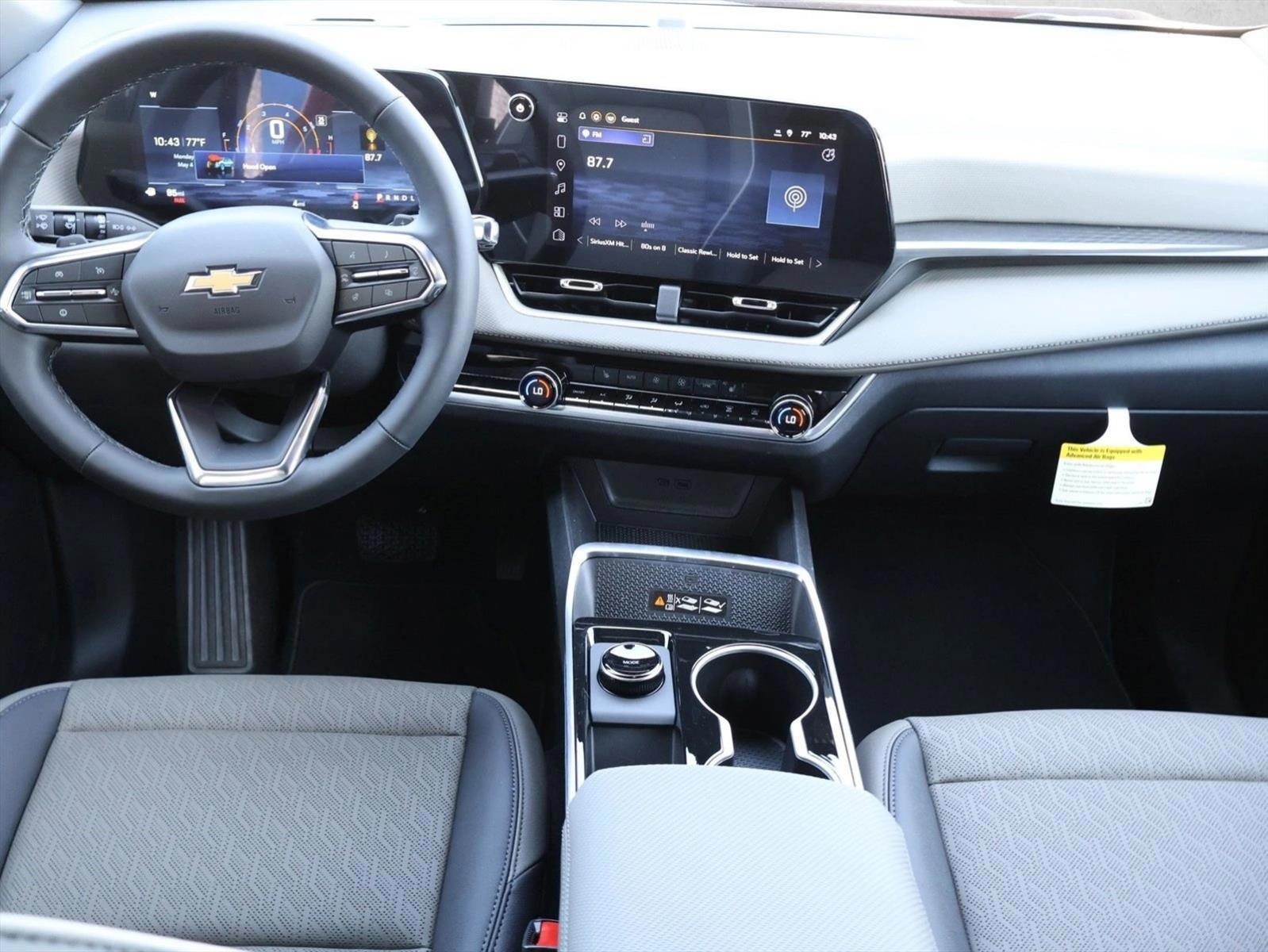 Thumbnail: 2026 Chevrolet Equinox - 4