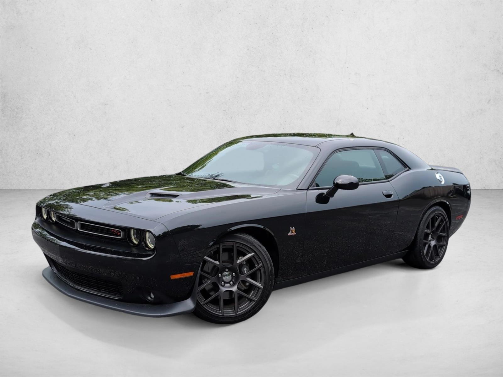 Thumbnail: 2016 Dodge Challenger - 1