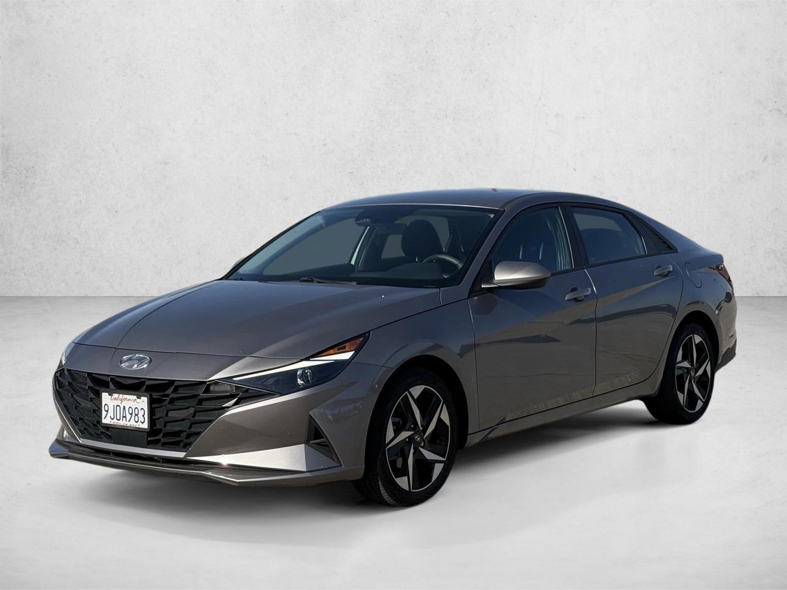 Thumbnail: 2023 Hyundai Elantra - 1