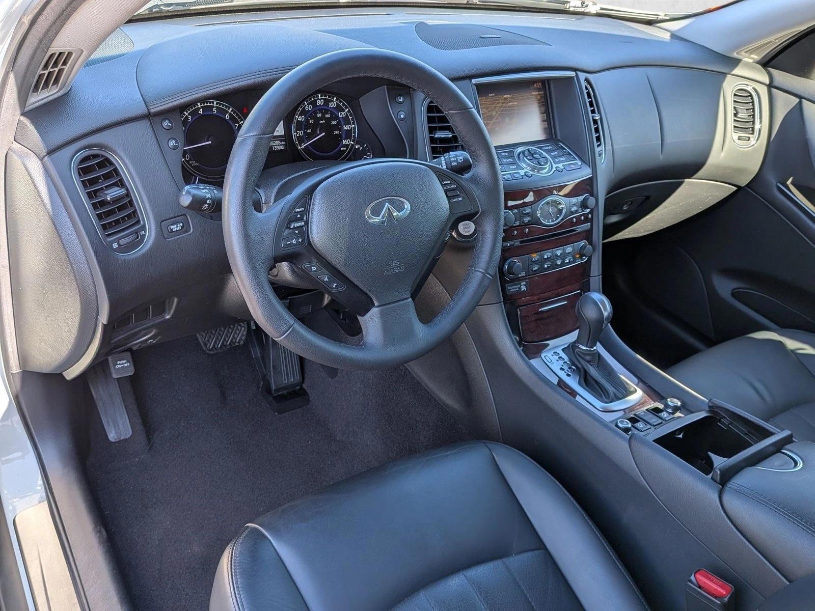 Thumbnail: 2017 INFINITI QX50 - 3