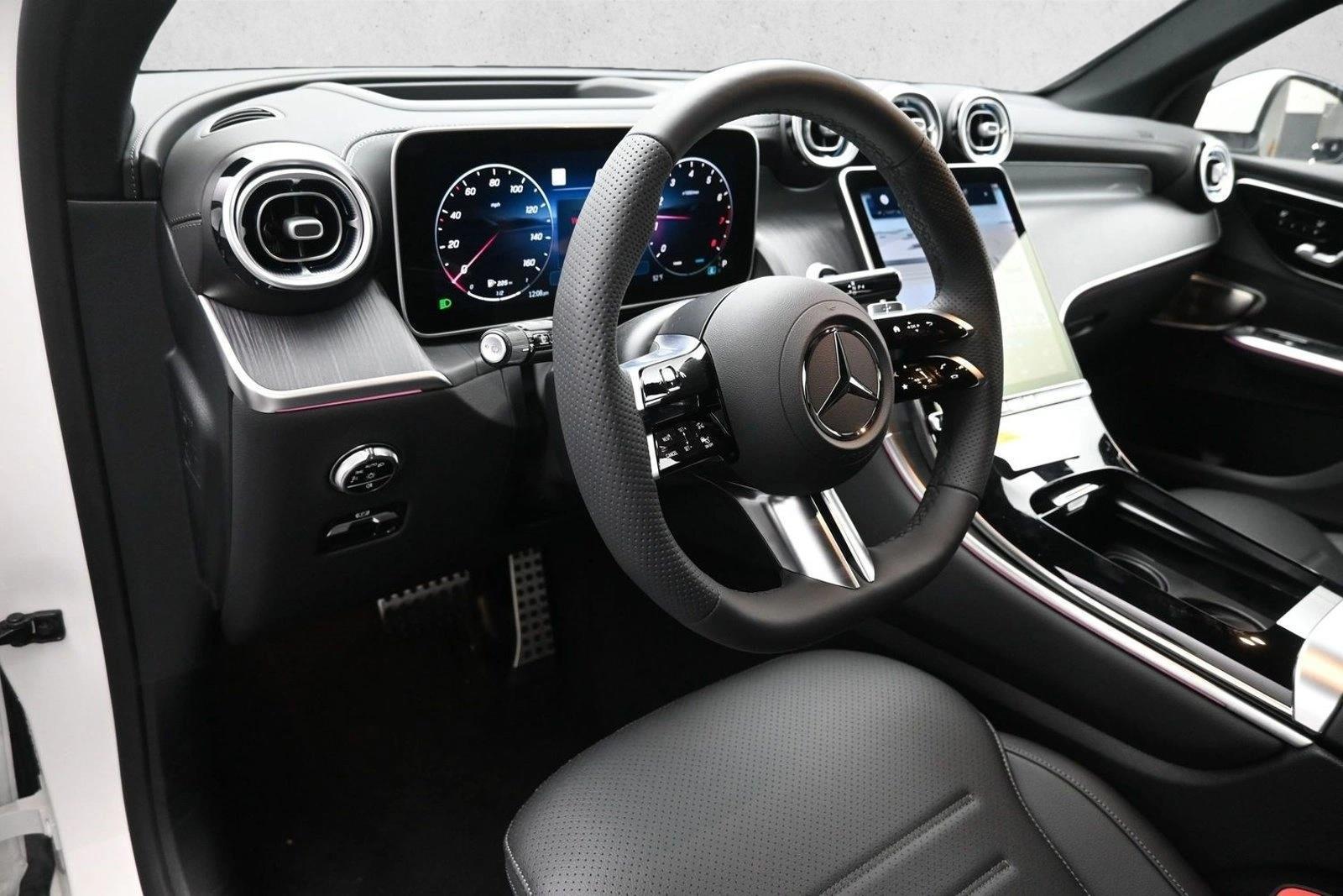 Thumbnail: 2026 Mercedes-Benz GLC - 3