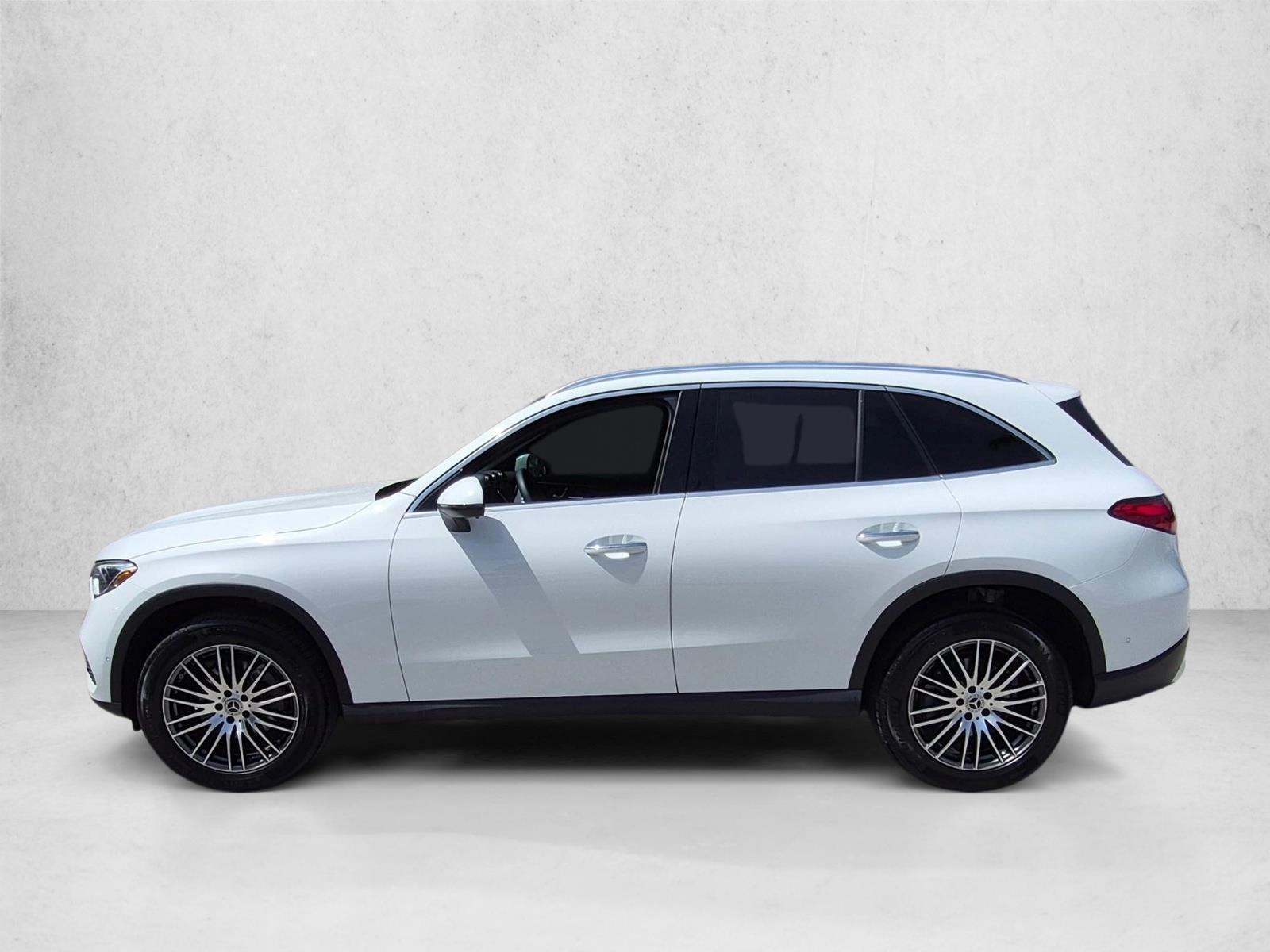 Thumbnail: 2026 Mercedes-Benz GLC - 2