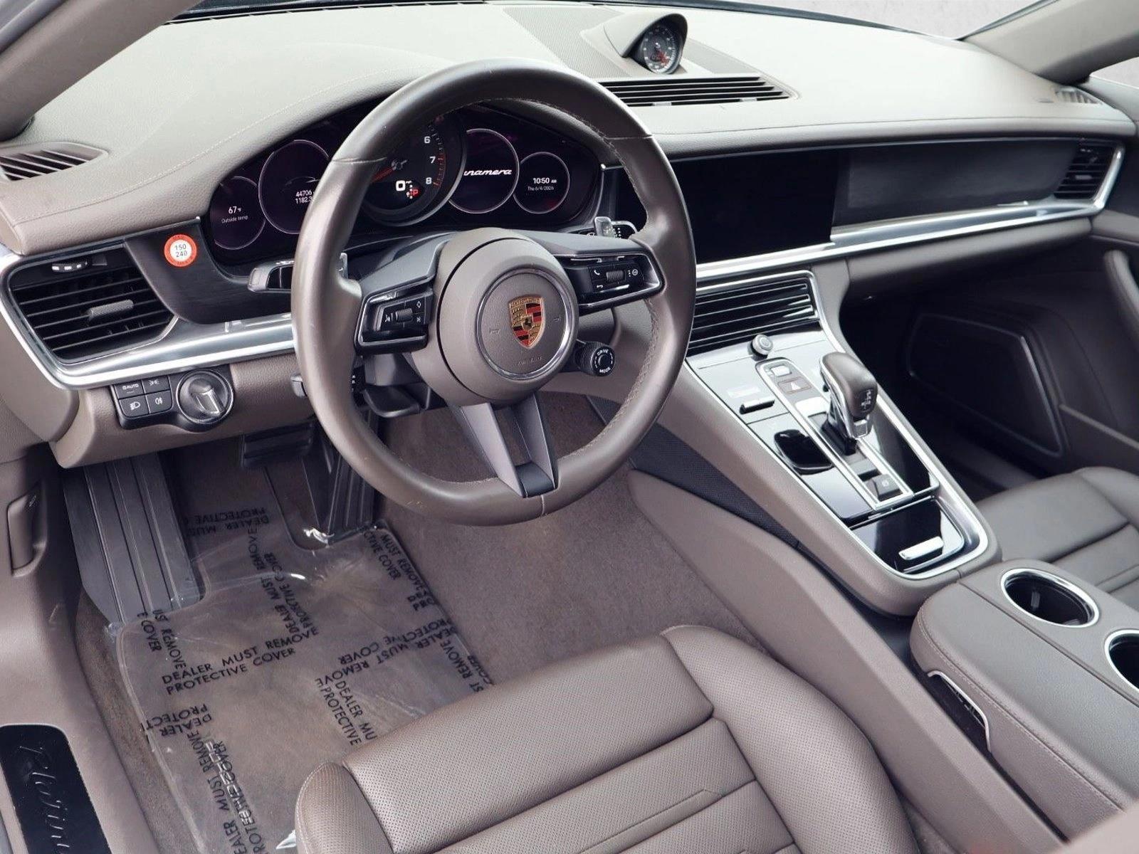 Thumbnail: 2023 Porsche Panamera - 3
