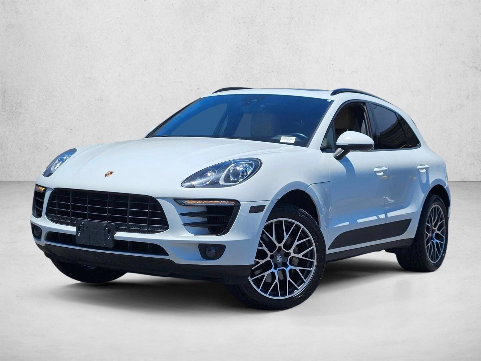 Thumbnail: 2017 Porsche Macan - 1