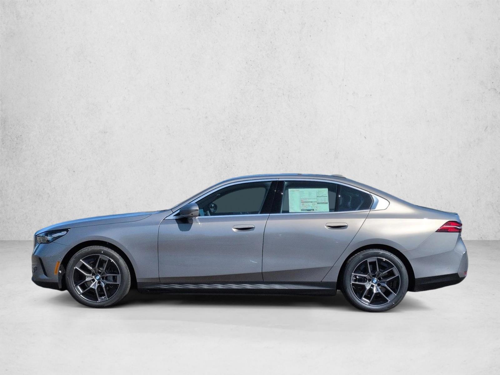 Thumbnail: 2026 BMW i5 - 2