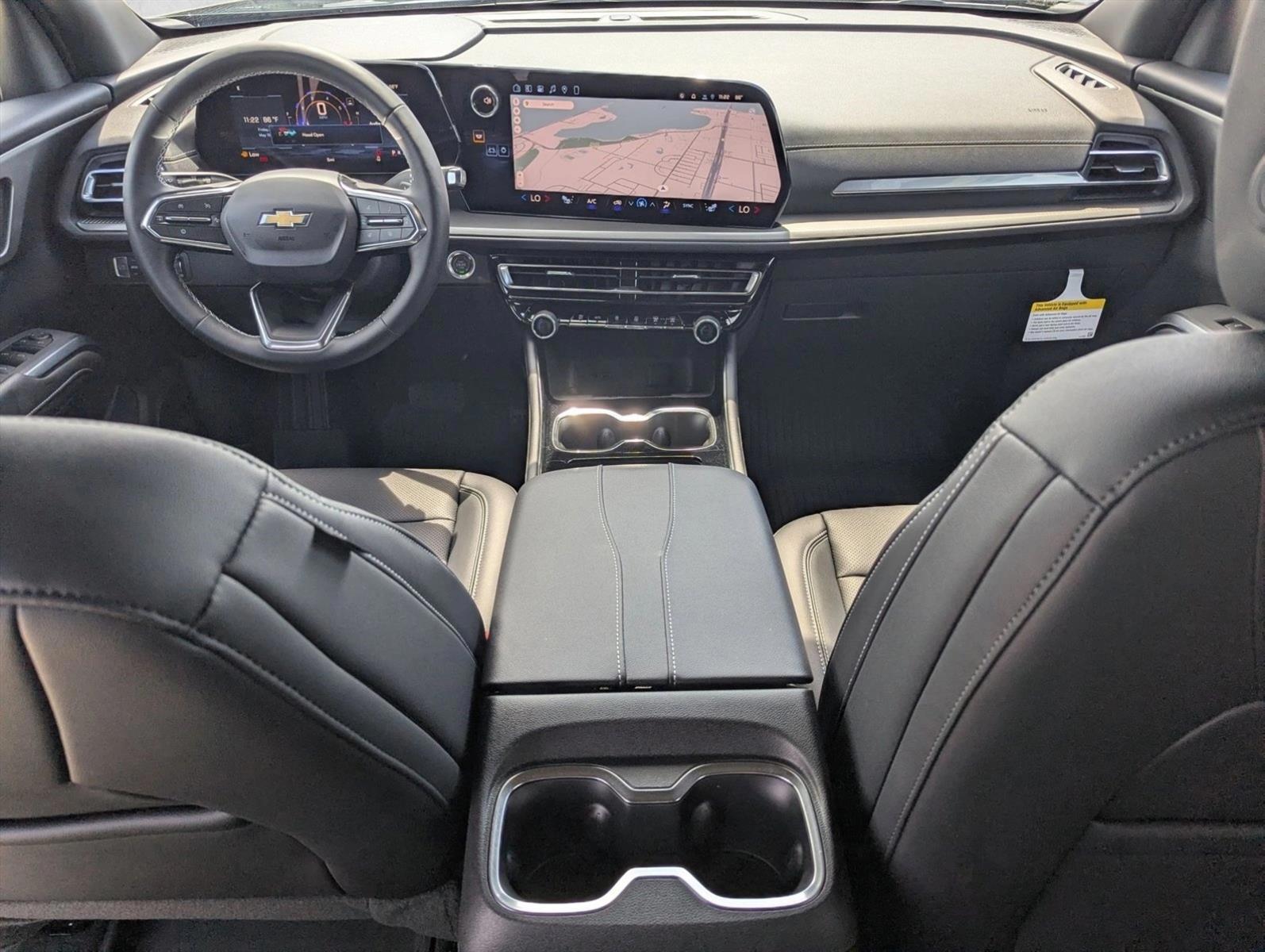Thumbnail: 2026 Chevrolet Traverse - 3