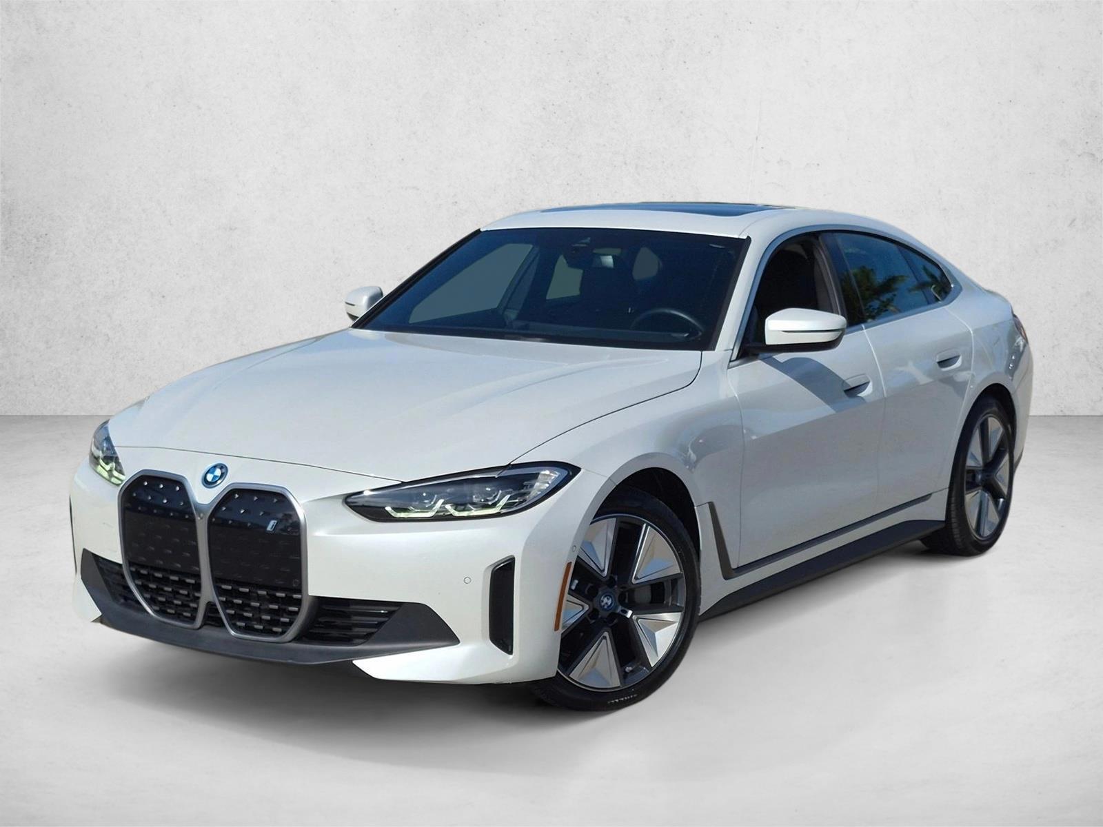 Thumbnail: 2023 BMW i4 - 1